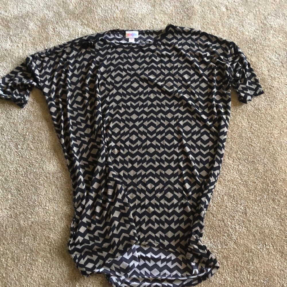 Lularoe top